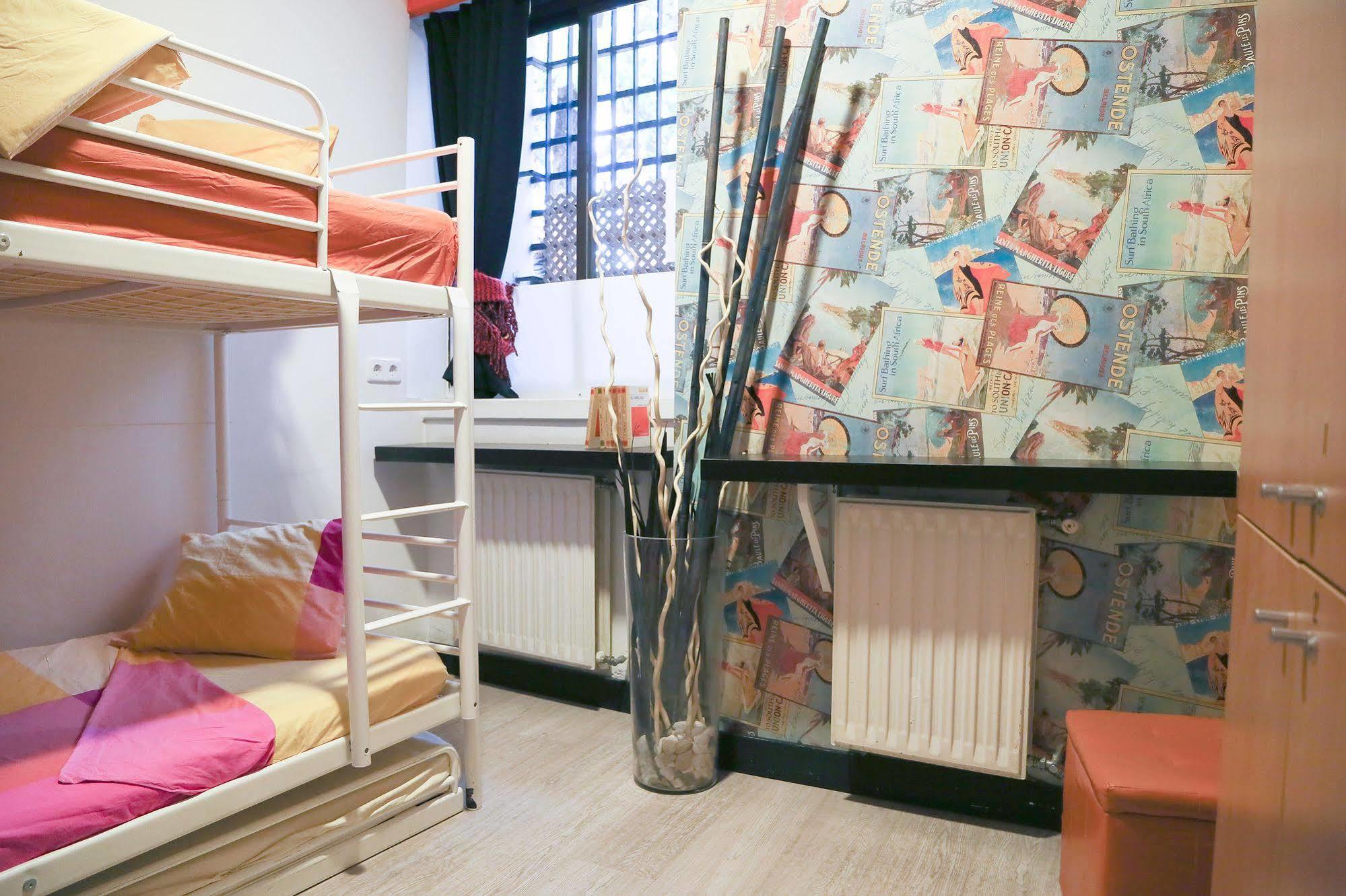 Meetingpoint Hostal